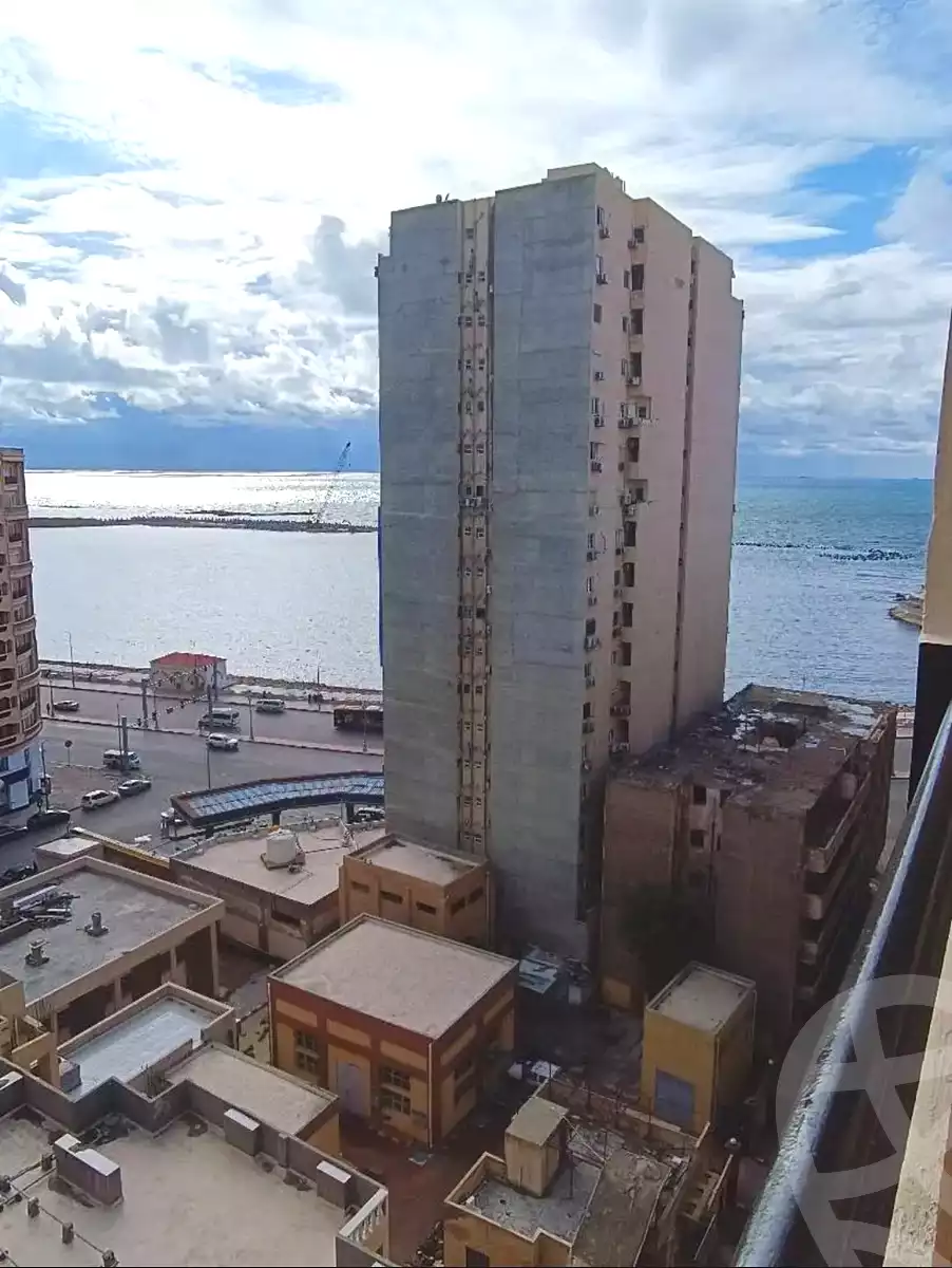 https://aqarmap.com.eg/ar/listing/6856664-for-sale-alexandria-sydy-bshr-sydy-bshr-bhry