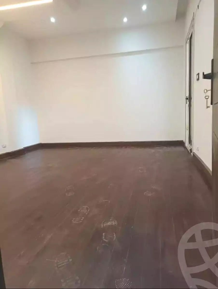 https://aqarmap.com.eg/en/listing/6856696-for-sale-alexandria-el-mandara-tryq-ljysh