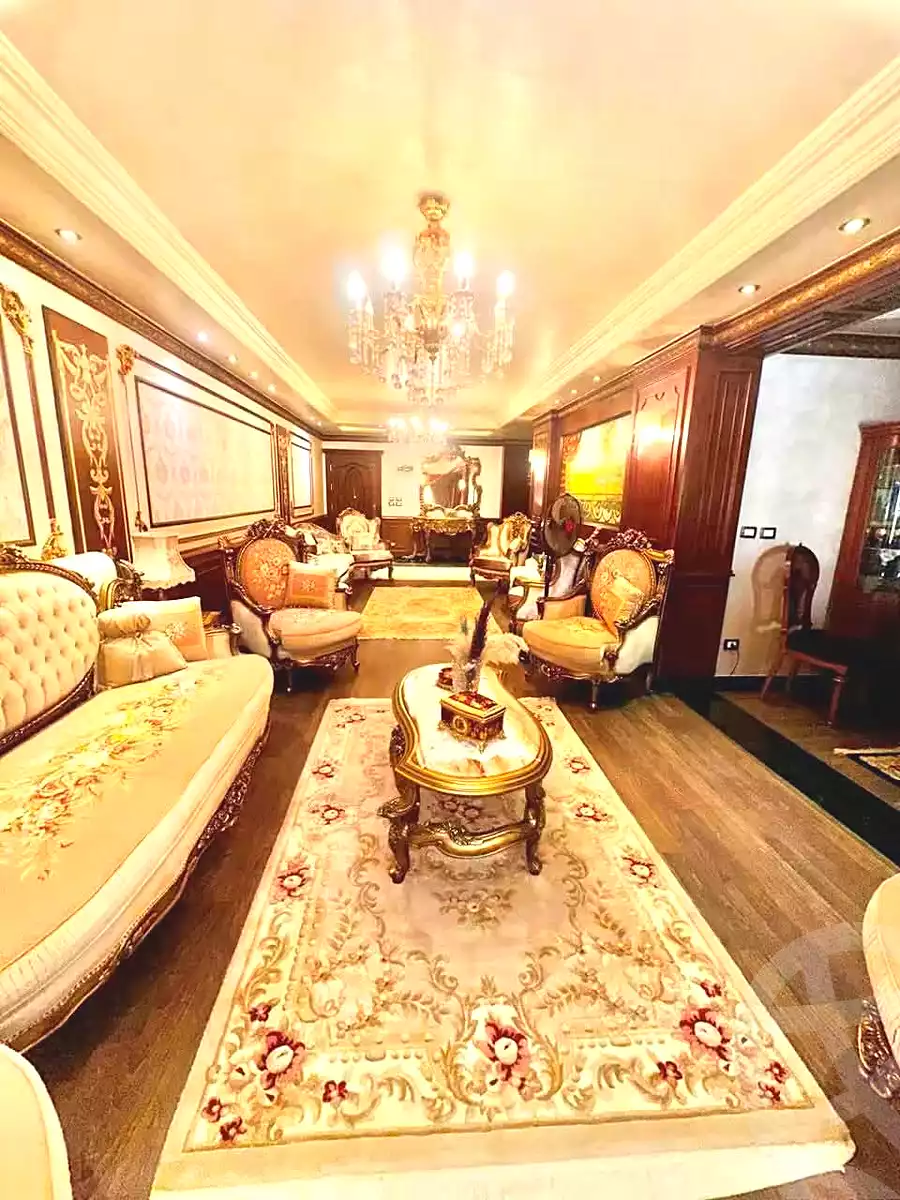 https://aqarmap.com.eg/ar/listing/6856809-for-sale-alexandria-miami-shr-jml-bd-lnsr