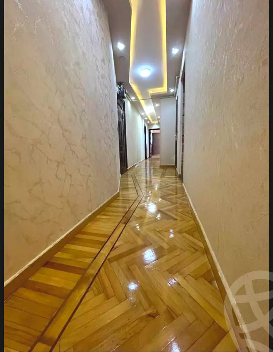 https://aqarmap.com.eg/ar/listing/6856834-for-sale-alexandria-miami-mahmoud-el-isawy-st