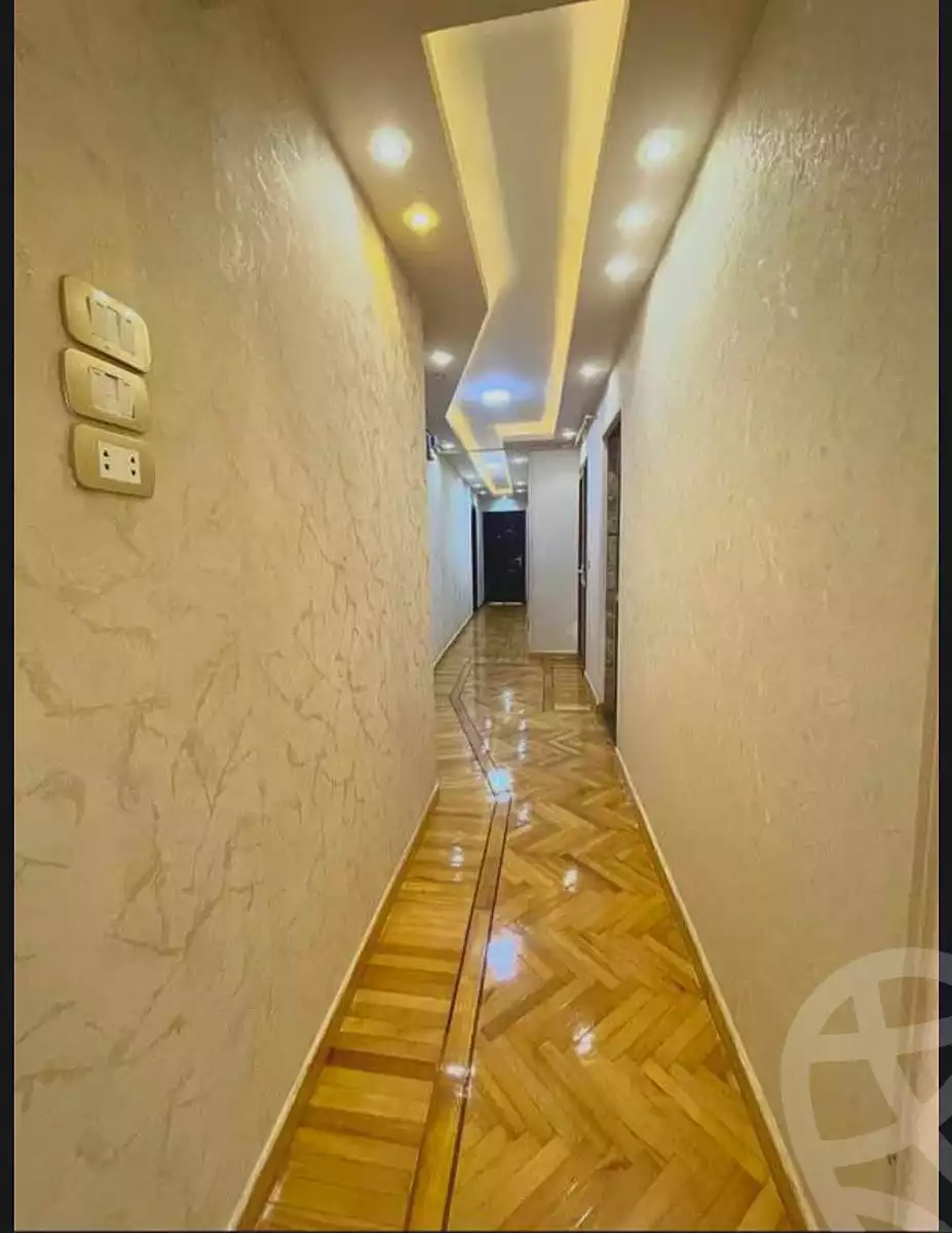 https://aqarmap.com.eg/ar/listing/6856834-for-sale-alexandria-miami-mahmoud-el-isawy-st