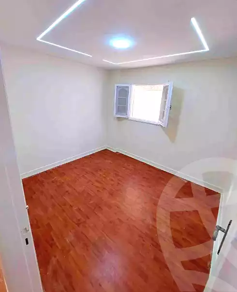 https://aqarmap.com.eg/ar/listing/6857075-for-sale-alexandria-sydy-bshr-sydy-bshr-bhry-gamal-abd-el-nasir-st