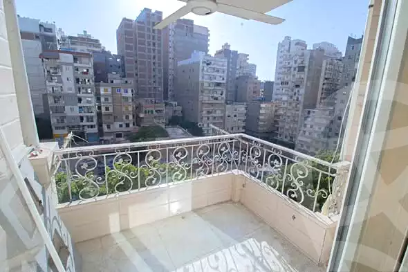 https://aqarmap.com.eg/en/listing/6857336-for-sale-alexandria-sydy-bshr-sydy-bshr-bhry-shr-mhmwd-l-yswy