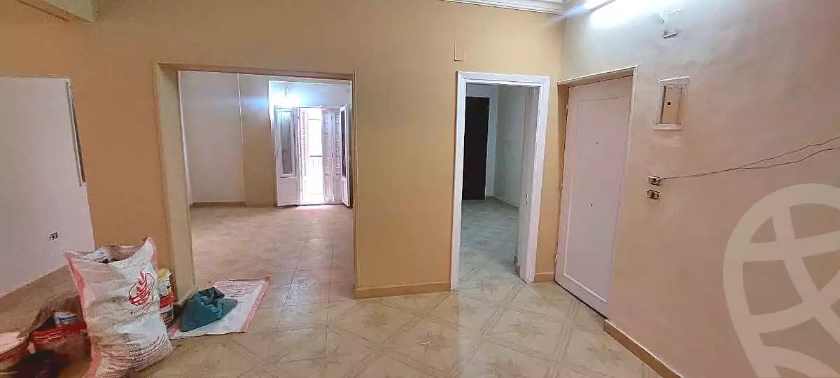 https://aqarmap.com.eg/en/listing/6857502-for-sale-cairo-ain-shams-jsr-lswys-el-arbaeen-st