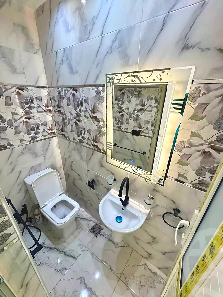 https://aqarmap.com.eg/ar/listing/6858312-for-sale-alexandria-sydy-bshr-sydy-bshr-bhry-shr-mhmwd-l-yswy