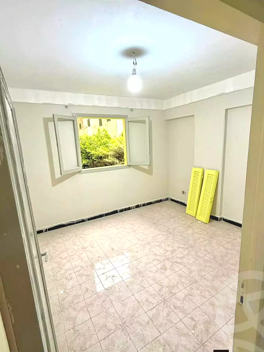https://aqarmap.com.eg/ar/listing/6858360-for-sale-alexandria-al-agamy-lbytsh-shahr-al-assal-st