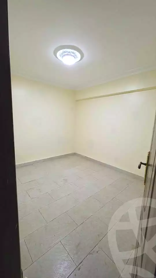 https://aqarmap.com.eg/ar/listing/6858401-for-sale-alexandria-sydy-bshr-sydy-bshr-bhry-shr-khld-bn-lwlyd