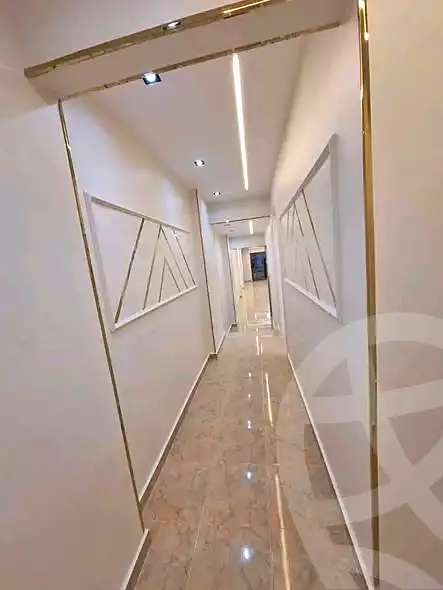 https://aqarmap.com.eg/ar/listing/6858581-for-sale-alexandria-sydy-bshr-sydy-bshr-bhry-shr-mhmwd-l-yswy