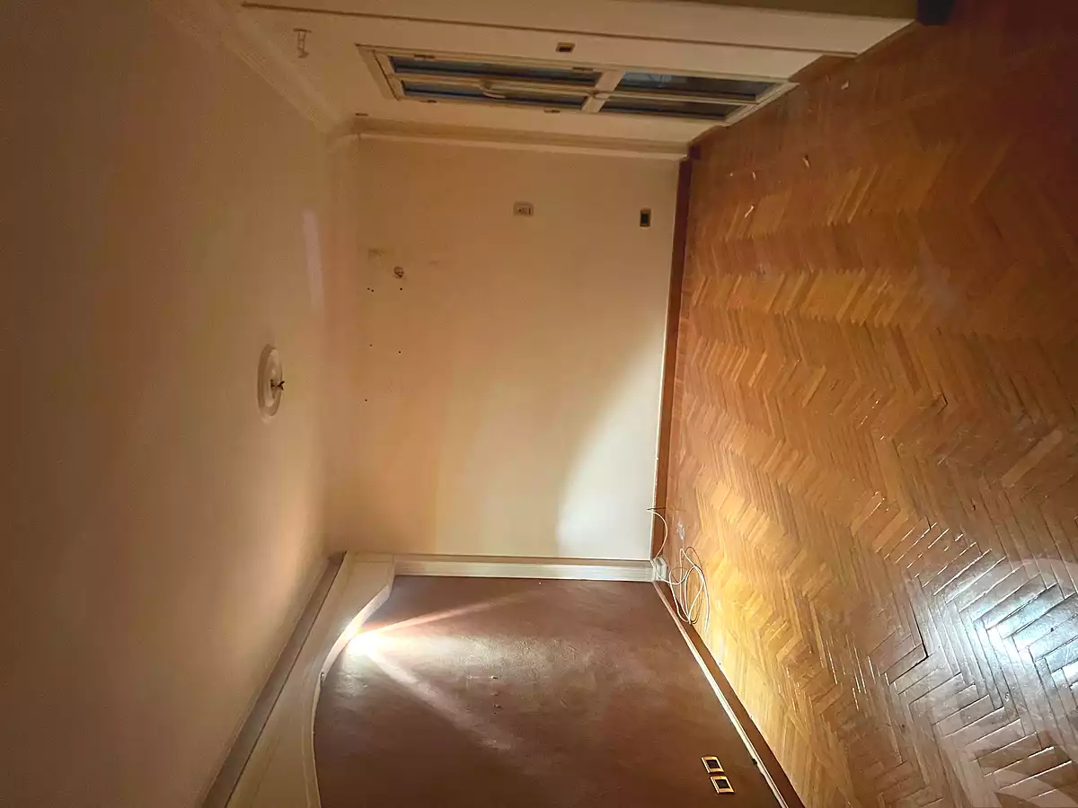 https://aqarmap.com.eg/ar/listing/6800421-for-rent-cairo-new-cairo-lrhb-city-phase-1-ahmed-rami-st