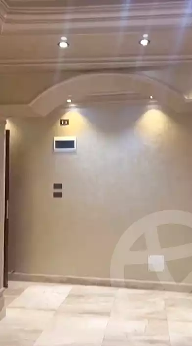 https://aqarmap.com.eg/ar/listing/6859068-for-sale-alexandria-sydy-bshr-sydy-bshr-bhry-shr-khld-bn-lwlyd