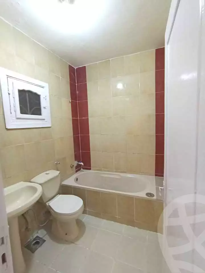 https://aqarmap.com.eg/ar/listing/6859120-for-sale-alexandria-al-agamy-shataa-el-nakheel