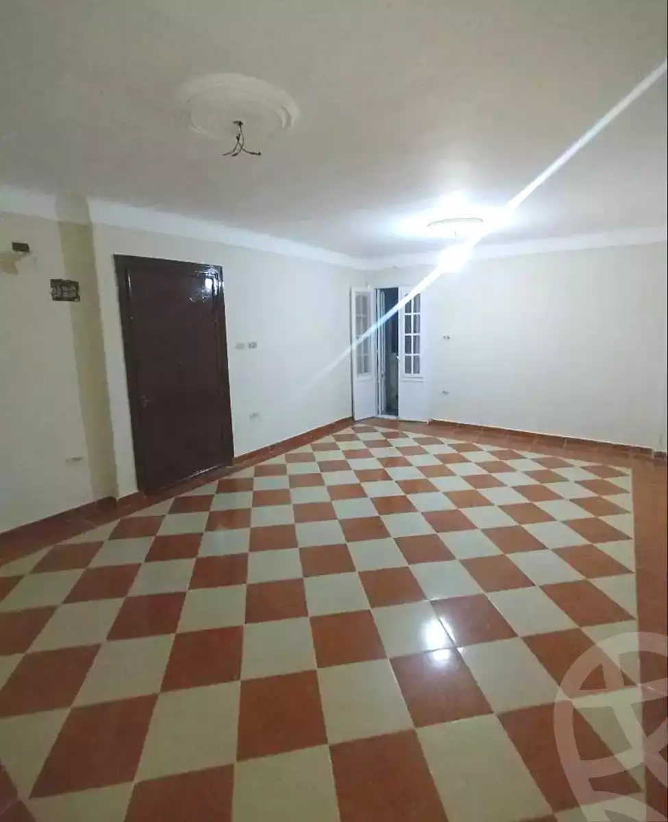 https://aqarmap.com.eg/en/listing/6859150-for-sale-alexandria-lsywf-el-falki