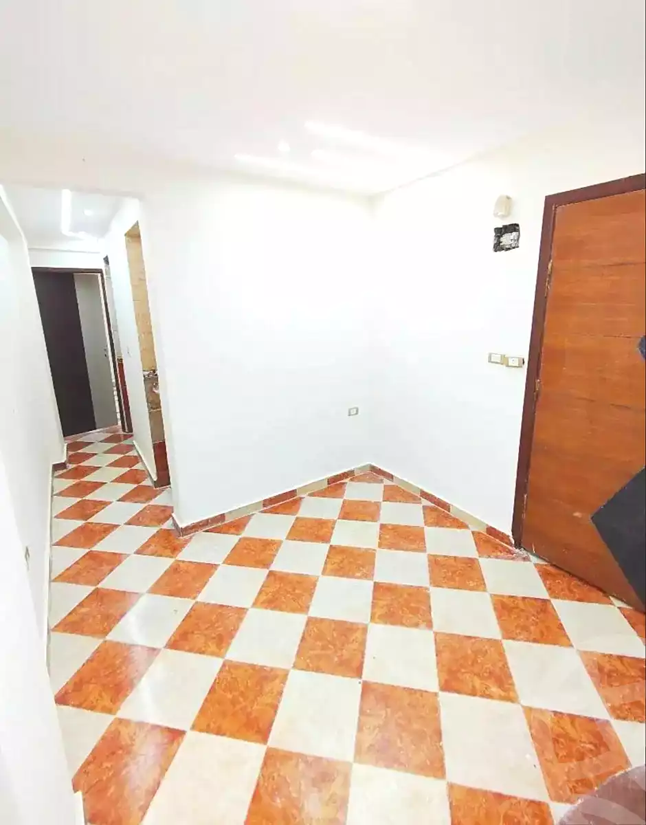 https://aqarmap.com.eg/en/listing/6859161-for-sale-alexandria-lsywf-el-falki