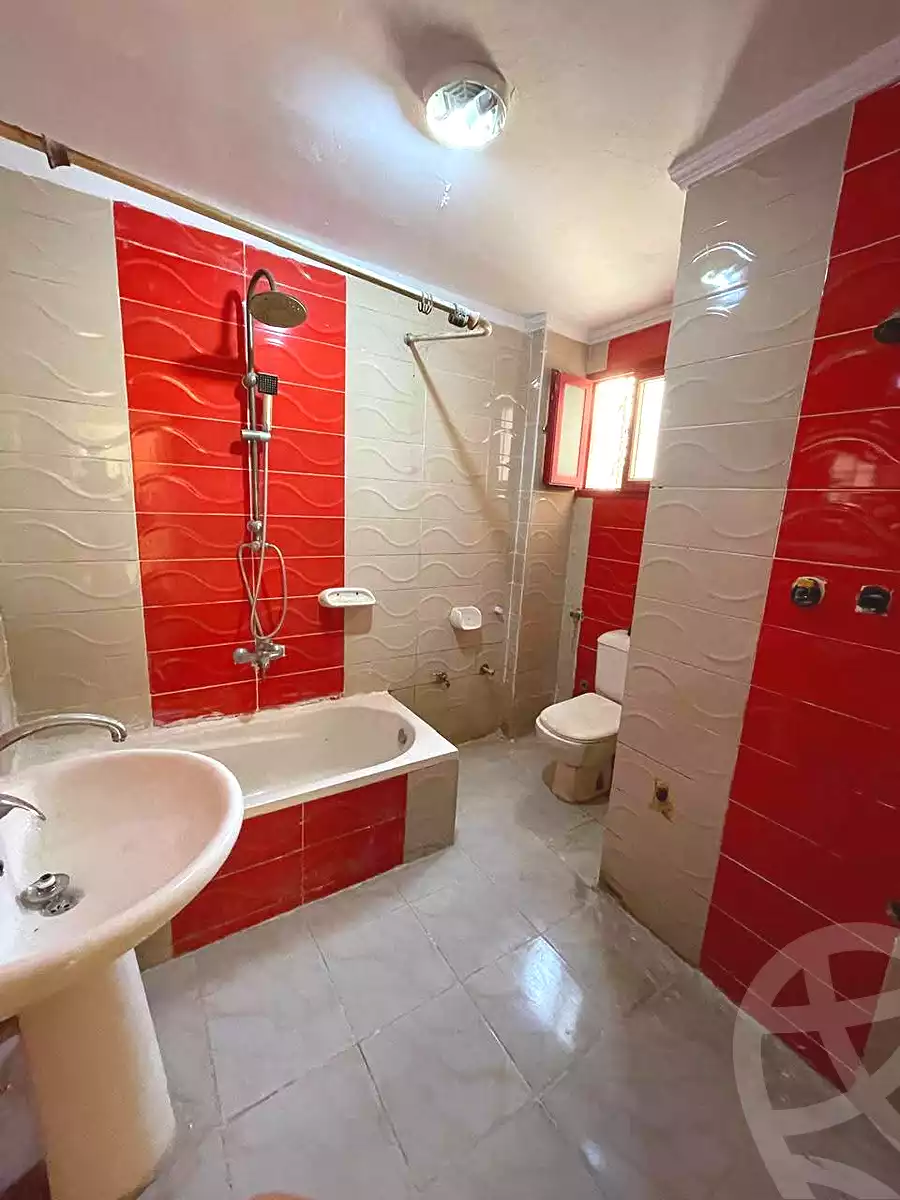 https://aqarmap.com.eg/ar/listing/6859799-for-sale-alexandria-al-agamy-lbytsh