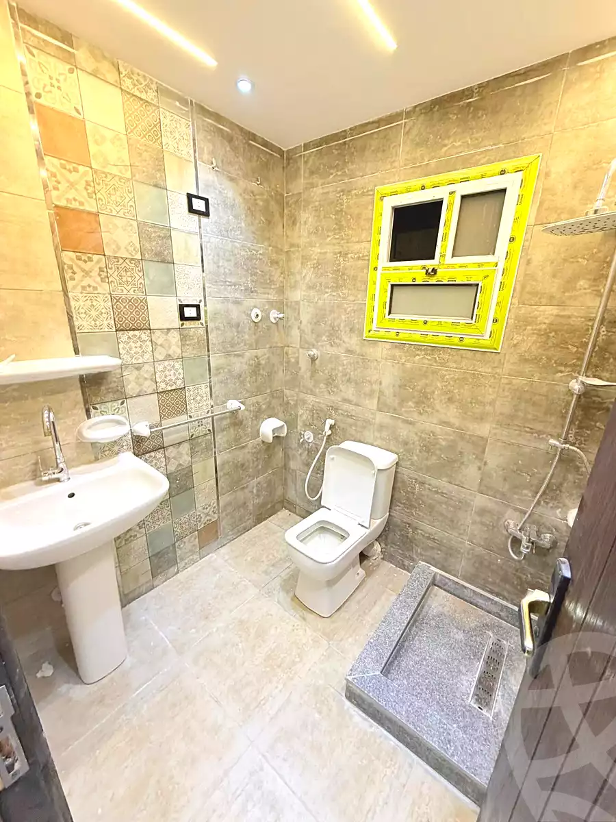 https://aqarmap.com.eg/en/listing/6860264-for-sale-alexandria-lsywf-el-falki