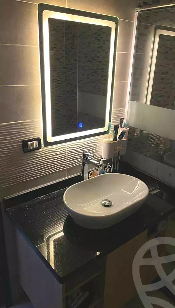 https://aqarmap.com.eg/ar/listing/6860301-for-sale-cairo-ain-shams-jsr-lswys-tqsym-mr-bn-lkhtb