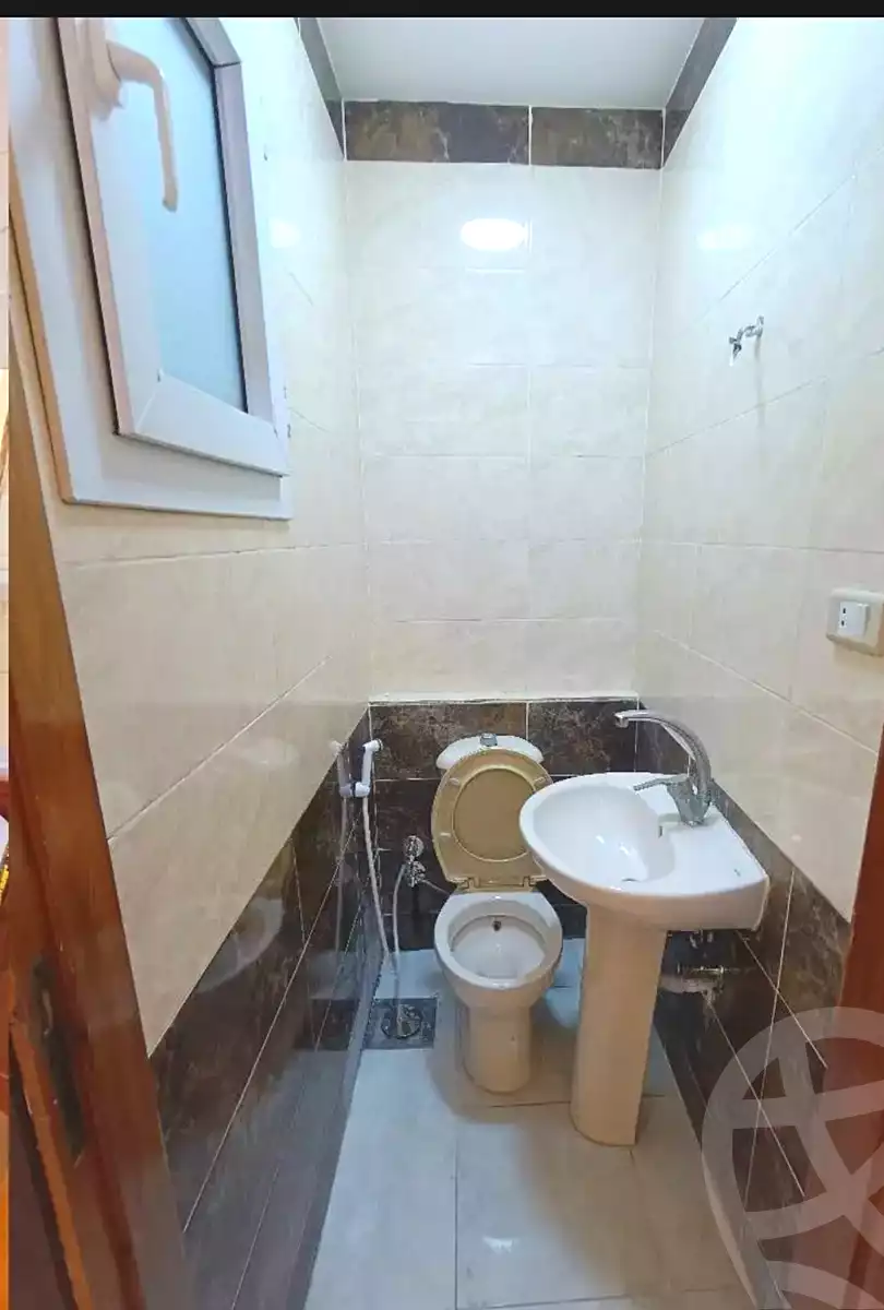 https://aqarmap.com.eg/ar/listing/6860655-for-sale-alexandria-sydy-bshr-sydy-bshr-bhry