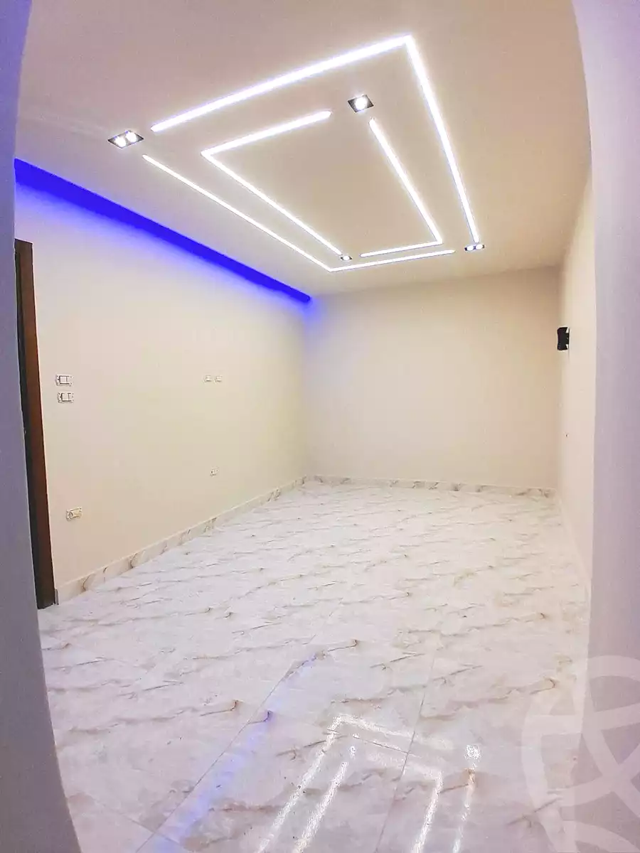 https://aqarmap.com.eg/en/listing/6860787-for-sale-alexandria-el-asafra-l-sfr-bhry-el-geish-rd