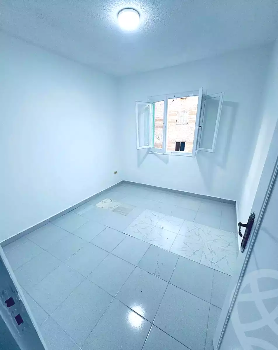 https://aqarmap.com.eg/ar/listing/6861486-for-sale-alexandria-al-agamy-shataa-el-nakheel