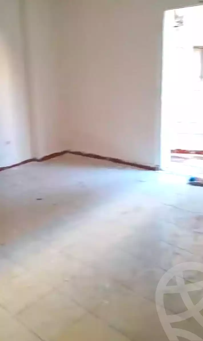 https://aqarmap.com.eg/ar/listing/6769686-for-sale-alexandria-al-agamy-el-hanouvel-el-salam-st