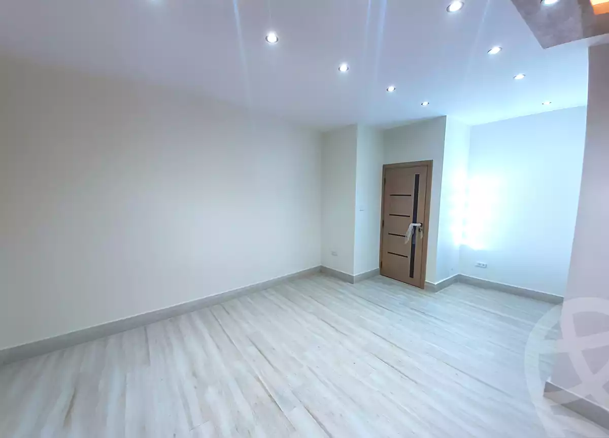 https://aqarmap.com.eg/ar/listing/6861708-for-sale-cairo-new-cairo-el-lotus-lotus-north-lmntq-lthny-llwts-lshmly