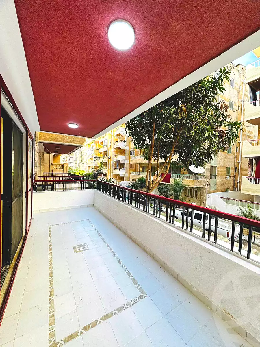https://aqarmap.com.eg/ar/listing/6862029-for-sale-alexandria-al-agamy-shataa-el-nakheel