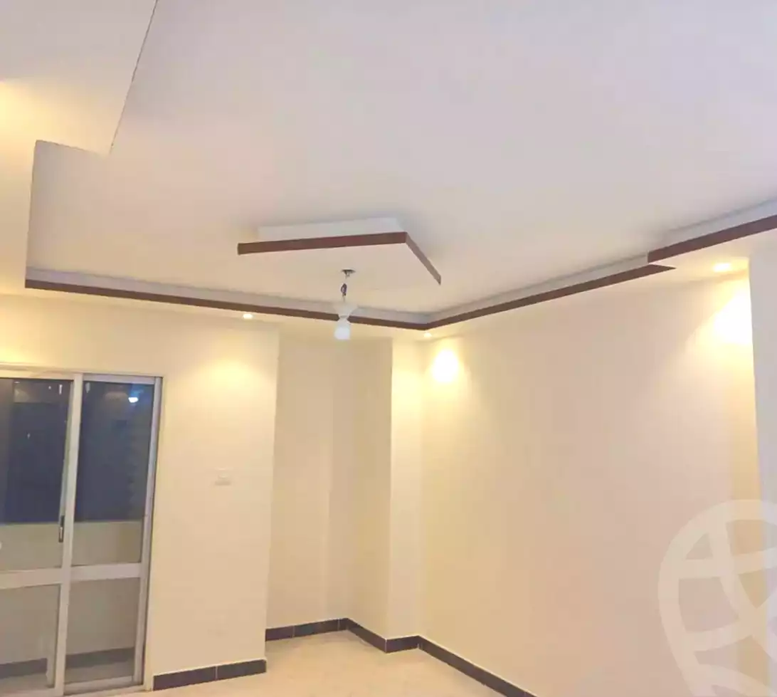 https://aqarmap.com.eg/ar/listing/6862044-for-sale-alexandria-sydy-bshr-sydy-bshr-bhry-gamal-abd-el-nasir-st