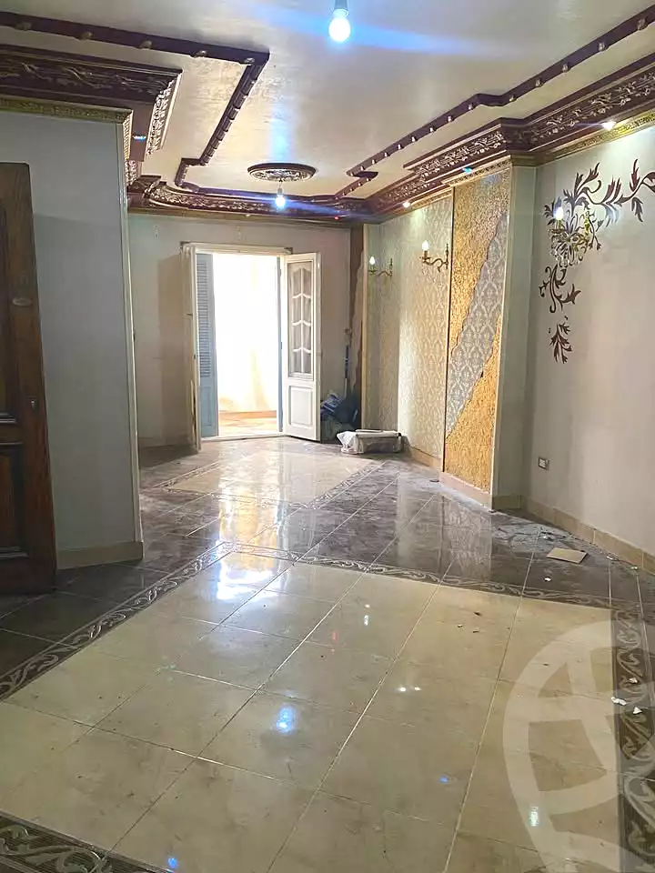 https://aqarmap.com.eg/en/listing/6862338-for-sale-alexandria-moharram-bey-kanal-al-mahmoudeya-al-bahri-st