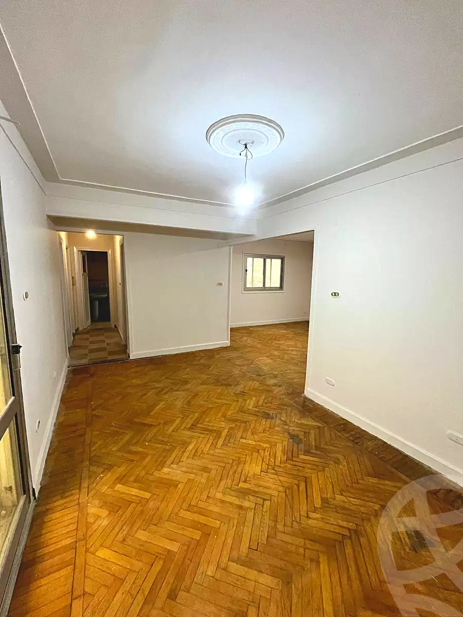 https://aqarmap.com.eg/ar/listing/6862441-for-sale-alexandria-sydy-bshr-sydy-bshr-bhry-shr-khld-bn-lwlyd