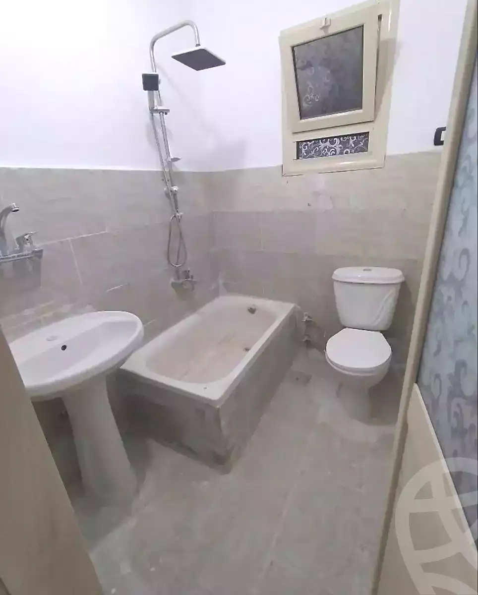 https://aqarmap.com.eg/en/listing/6863136-for-sale-alexandria-lsywf-el-falki