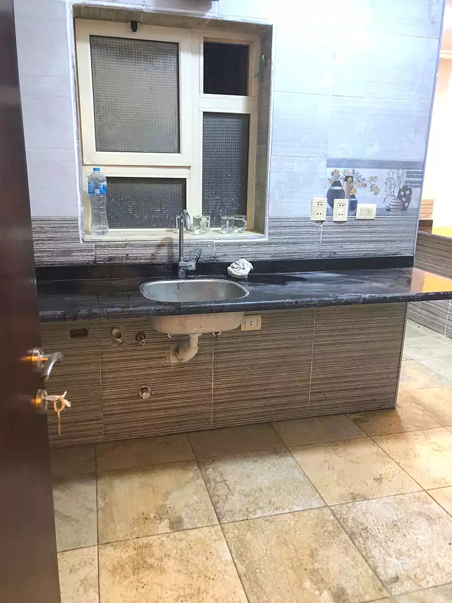 https://aqarmap.com.eg/ar/listing/6863213-for-sale-cairo-new-cairo-compounds-ritaj