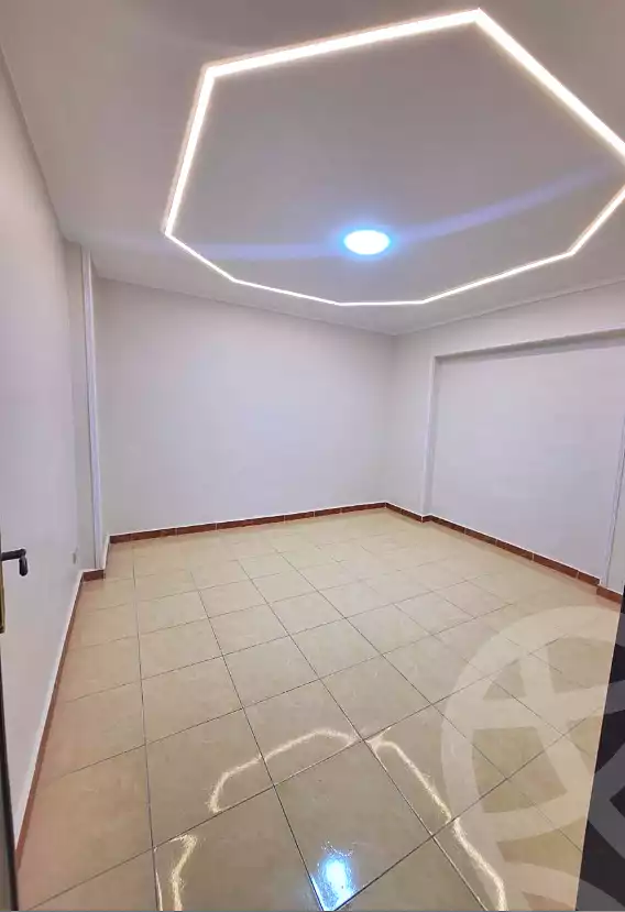https://aqarmap.com.eg/ar/listing/6864005-for-sale-alexandria-sydy-bshr-sydy-bshr-bhry-shr-mhmwd-l-yswy