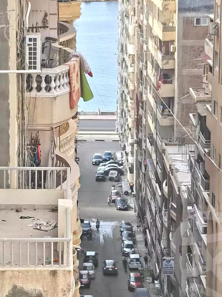 https://aqarmap.com.eg/ar/listing/6864572-for-sale-alexandria-sydy-bshr-sydy-bshr-bhry-shr-mhmwd-l-yswy