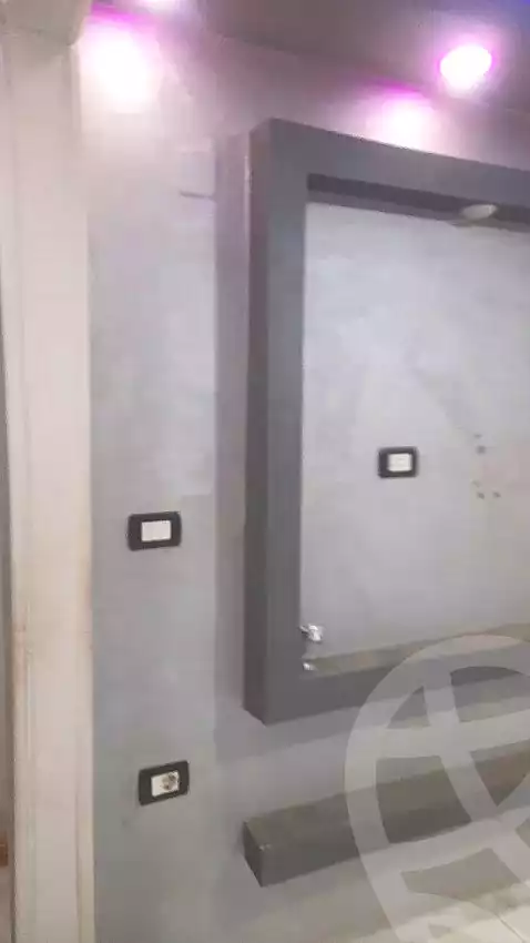 https://aqarmap.com.eg/en/listing/6864779-for-sale-cairo-el-haram-shareaa-khatem-el-morsalen