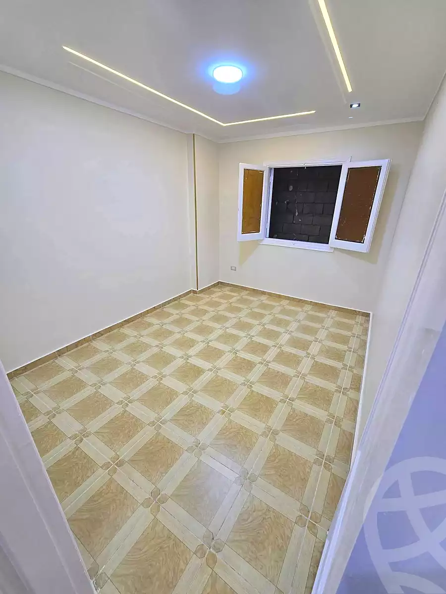 https://aqarmap.com.eg/ar/listing/6864820-for-sale-alexandria-sydy-bshr-sydy-bshr-bhry-shr-mhmwd-l-yswy