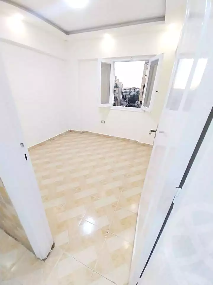 https://aqarmap.com.eg/ar/listing/6865143-for-sale-alexandria-al-agamy-shataa-el-nakheel-street-45
