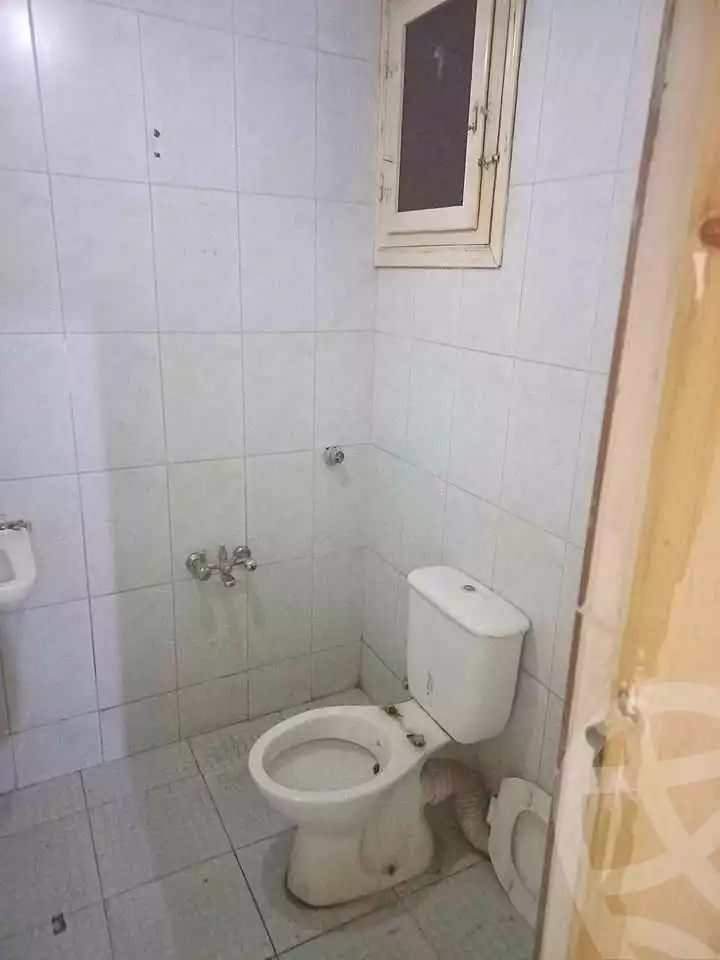 https://aqarmap.com.eg/ar/listing/6865271-for-rent-alexandria-lsywf-shamaa