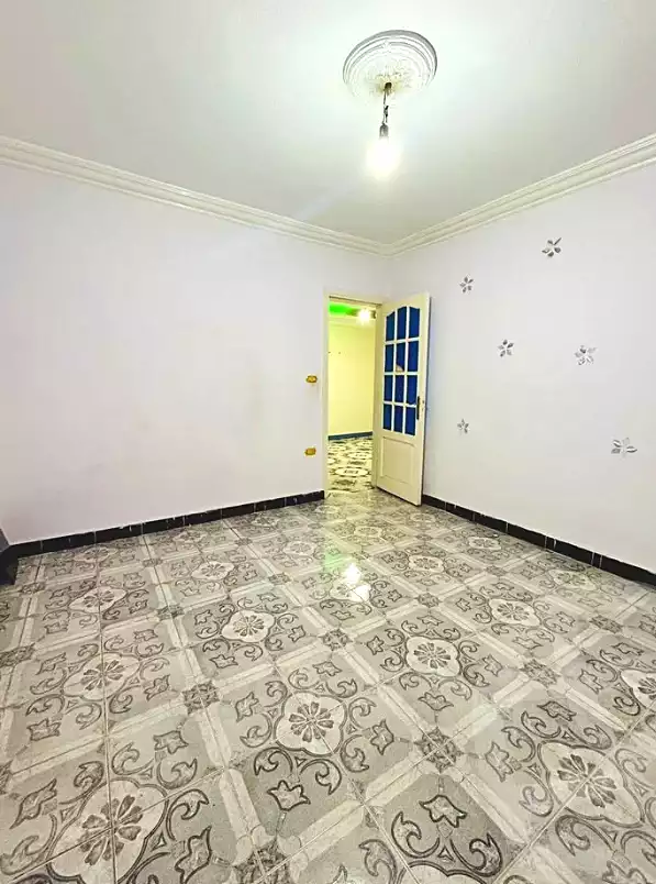 https://aqarmap.com.eg/ar/listing/6865651-for-sale-alexandria-sydy-bshr-sydy-bshr-bhry-gamal-abd-el-nasir-st