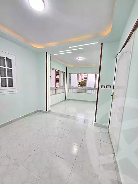 https://aqarmap.com.eg/ar/listing/6865748-for-sale-alexandria-al-agamy-el-hanouvel