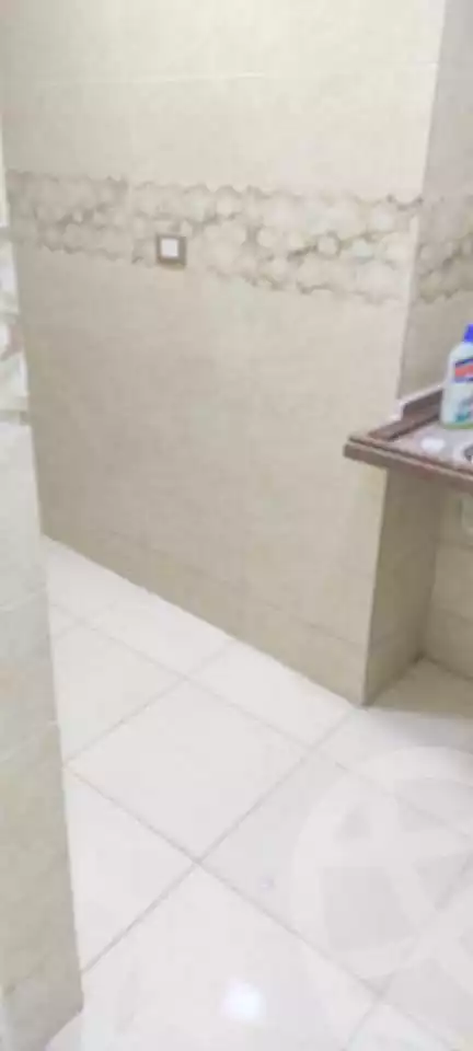 https://aqarmap.com.eg/ar/listing/6866005-for-sale-alexandria-sydy-bshr-sydy-bshr-bhry-shr-mhmwd-l-yswy