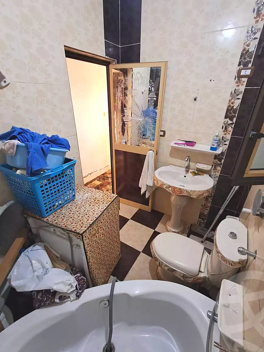 https://aqarmap.com.eg/ar/listing/6866302-for-sale-alexandria-miami-shr-jml-bd-lnsr