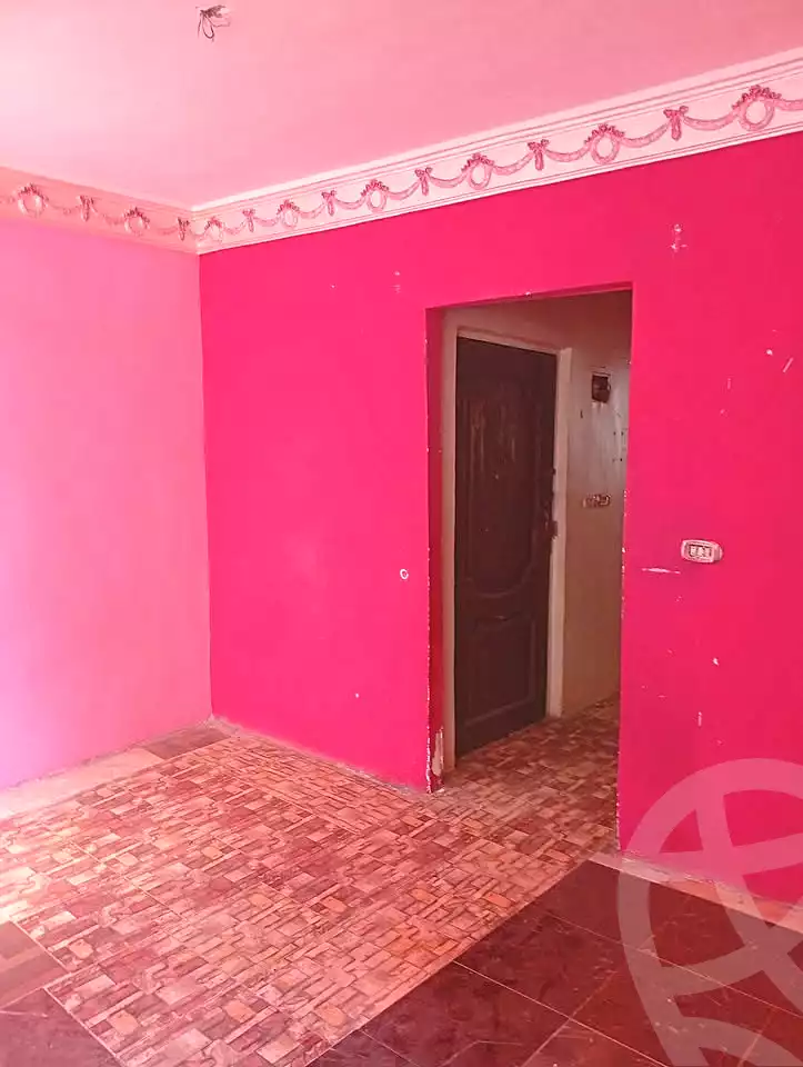 https://aqarmap.com.eg/ar/listing/6866696-for-sale-alexandria-alhadara-new-el-hadra-al-sadat-st