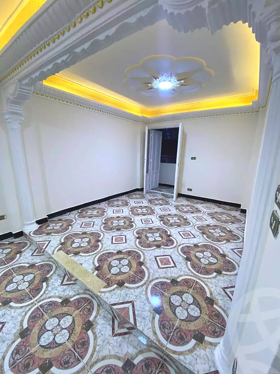 https://aqarmap.com.eg/ar/listing/6866769-for-sale-alexandria-al-agamy-ibrahim-el-aowam-st
