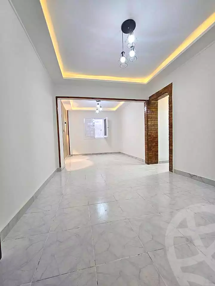 https://aqarmap.com.eg/ar/listing/6866977-for-sale-alexandria-al-agamy-shataa-el-nakheel
