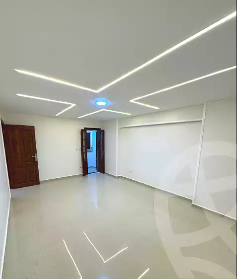 https://aqarmap.com.eg/ar/listing/6867043-for-sale-alexandria-sydy-bshr-sydy-bshr-bhry-shr-mhmwd-l-yswy