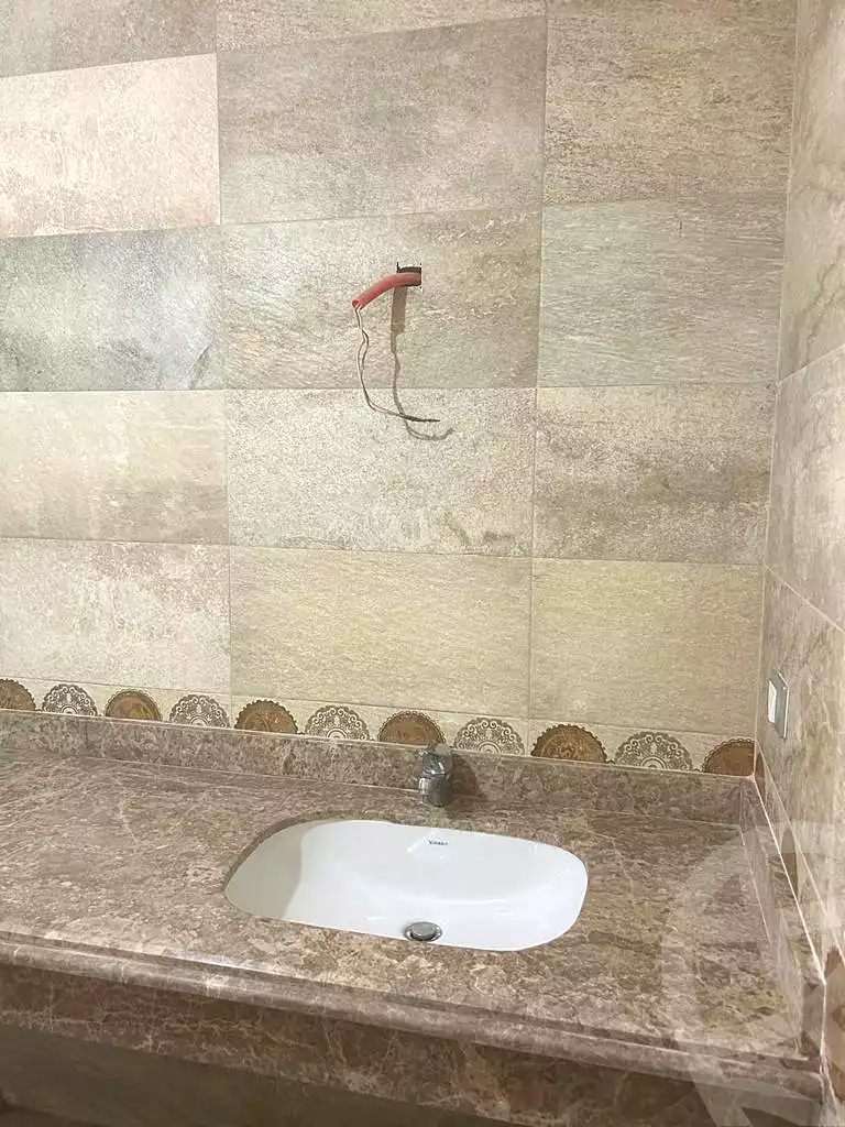 https://aqarmap.com.eg/ar/listing/6867018-for-sale-cairo-new-cairo-el-narges-el-narges-omarat-gamal-kamel-st