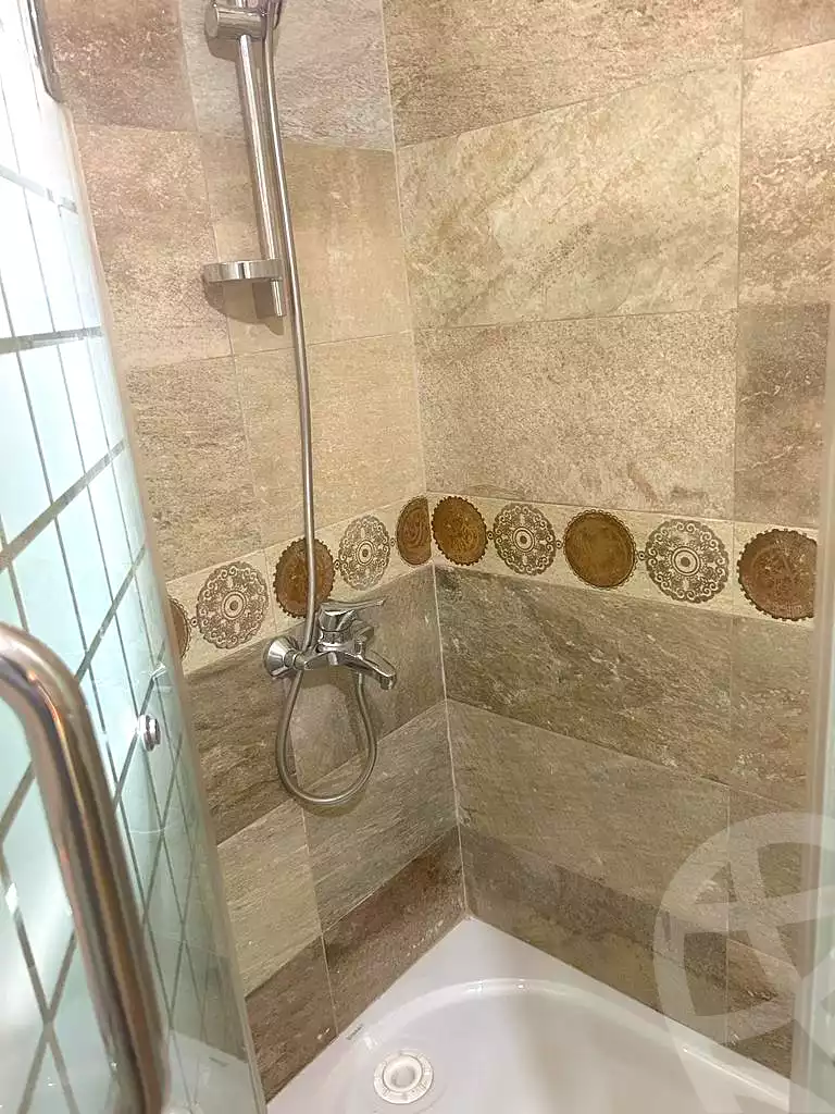 https://aqarmap.com.eg/ar/listing/6867018-for-sale-cairo-new-cairo-el-narges-el-narges-omarat-gamal-kamel-st