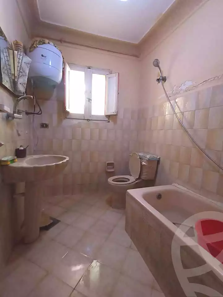 https://aqarmap.com.eg/ar/listing/6867773-for-rent-alexandria-al-agamy-el-hanouvel-al-haded-we-al-soulb-st
