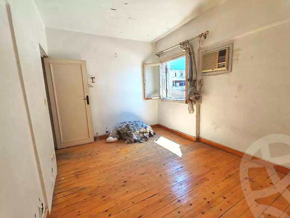 https://aqarmap.com.eg/ar/listing/6867832-for-sale-alexandria-bolekly-mostafa-kamel-stt