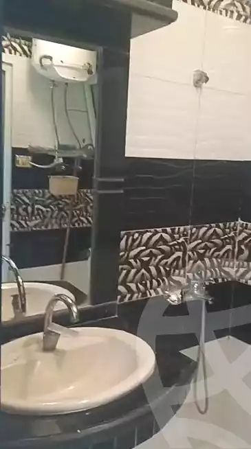 https://aqarmap.com.eg/ar/listing/6867863-for-sale-alexandria-sydy-bshr-sydy-bshr-bhry-gamal-abd-el-nasir-st